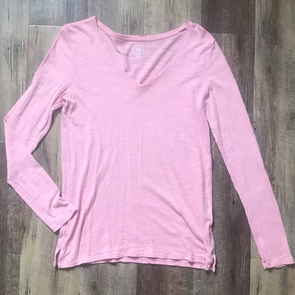GAP The Relaxed Tee V-Neck Pink